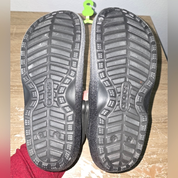 Crocs RARE Black Silver Ombre Glitter Fleece Lined Clogs Women's 10 or Men's 8 - Picture 8 of 9